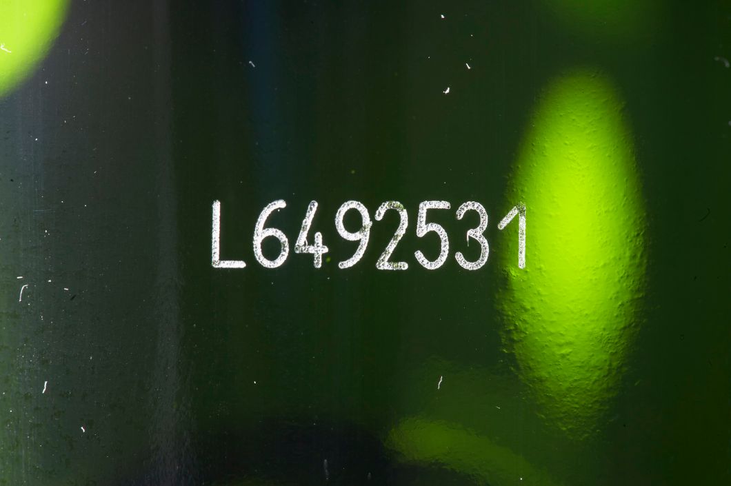 laser engraving on green glass