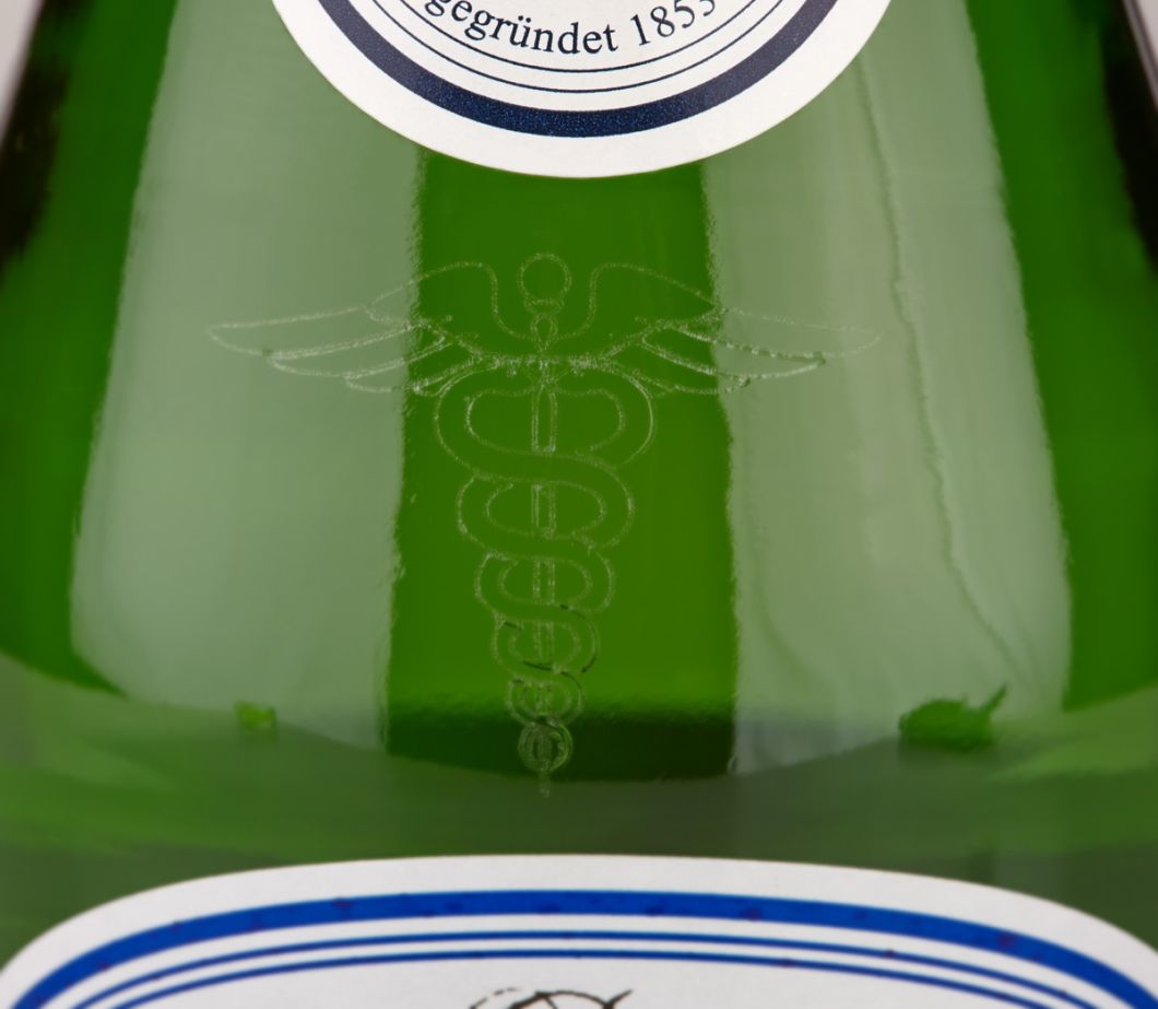 laser CO2 sur bouteille en verre
