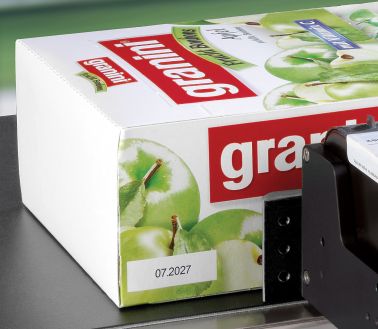 Нанесение маркировки на упаковку йогуртов термоструйным принтером