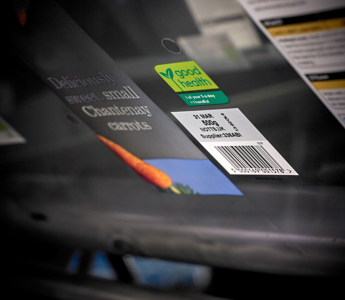 Videojet Thermotransfer-Überdrucker codiert flexible Folien auf einer Ultra-High-Speed-Bahn